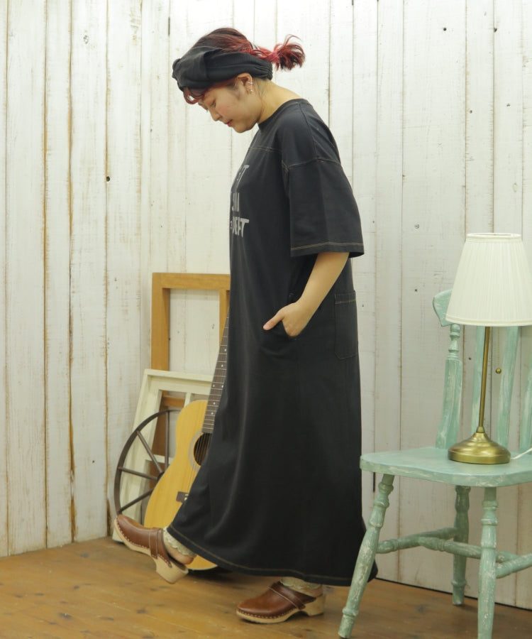 【新作】半袖ロゴワンピース/25042314